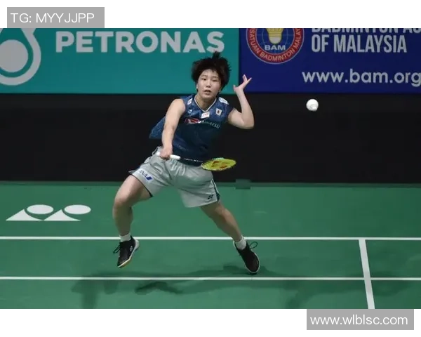 武汉羽毛球队在钻石联赛中以50分稳居积分榜首位展现强劲实力